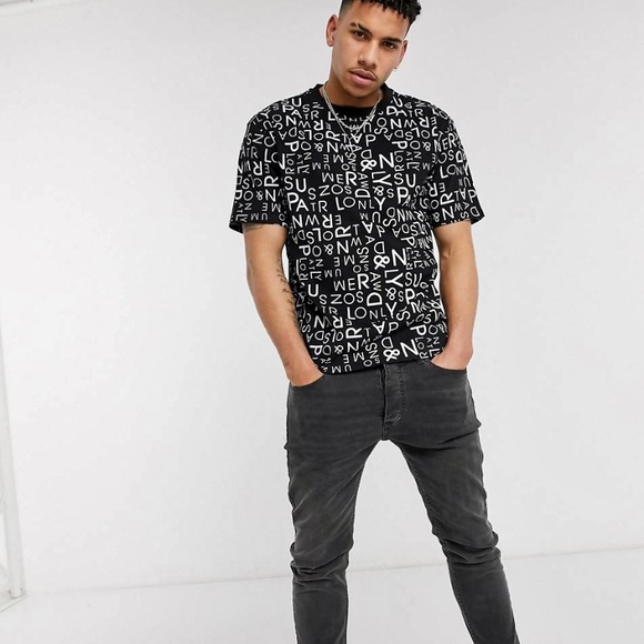 (HP)ASOS X Only & Sons oversize t-shirt with letter print in black - Picture 1 of 8